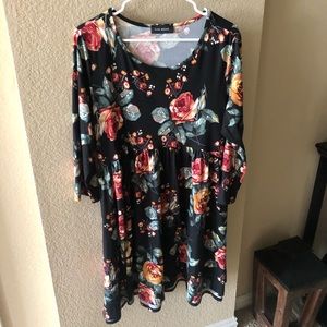 Black Floral Dress...with pockets!